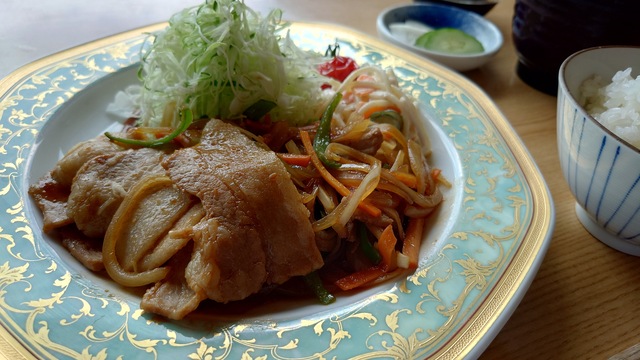 豚肉のしょうが焼き定食